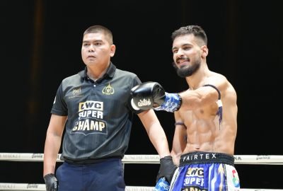 Kru Yai Mahmoud Ghandour in the ring